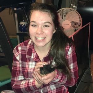 Meet your Posher, Abigail